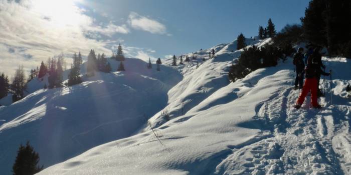 Schneeschuhwanderung_3_fu-r-Homepage.jpeg